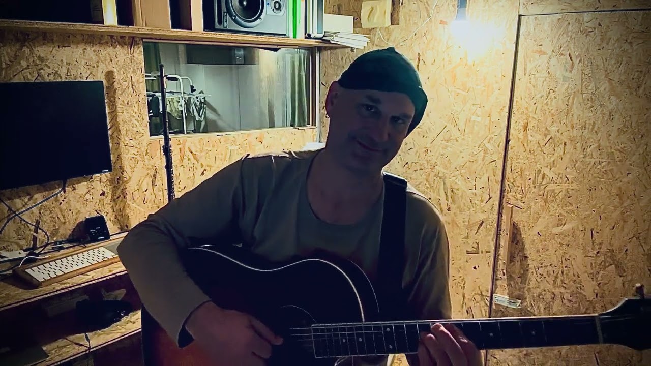 Heart Shaped Box - cover by Ben Leeb
