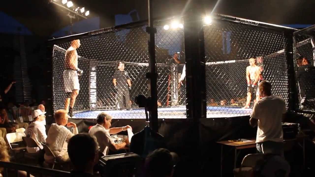 Scottie The Dream Weaver TKO&rsquo;s Rocky Clark in Cleveland, Ohio for the NAAFS in round 1z