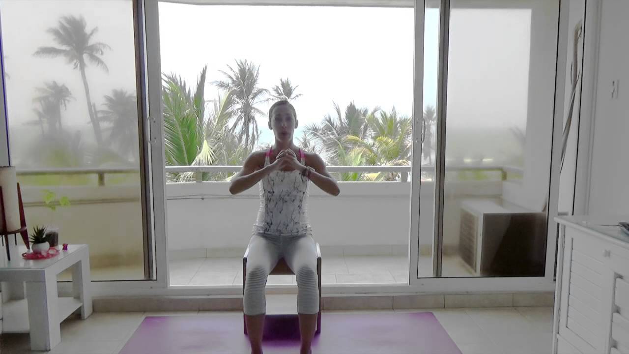 Yoga para cáncer de mama (suave/introducción) // Adriana Cabañas
