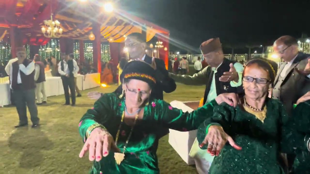 विकासनगर में जौनसारी हरूल नृत्य 🕺🎶 | Jaunsari Harul Dance at Pahadi Wedding in Vikasnagar