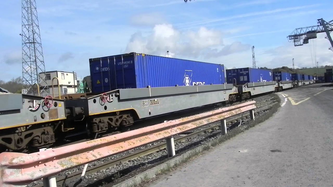 DFDS Liner leaving Port of Waterford