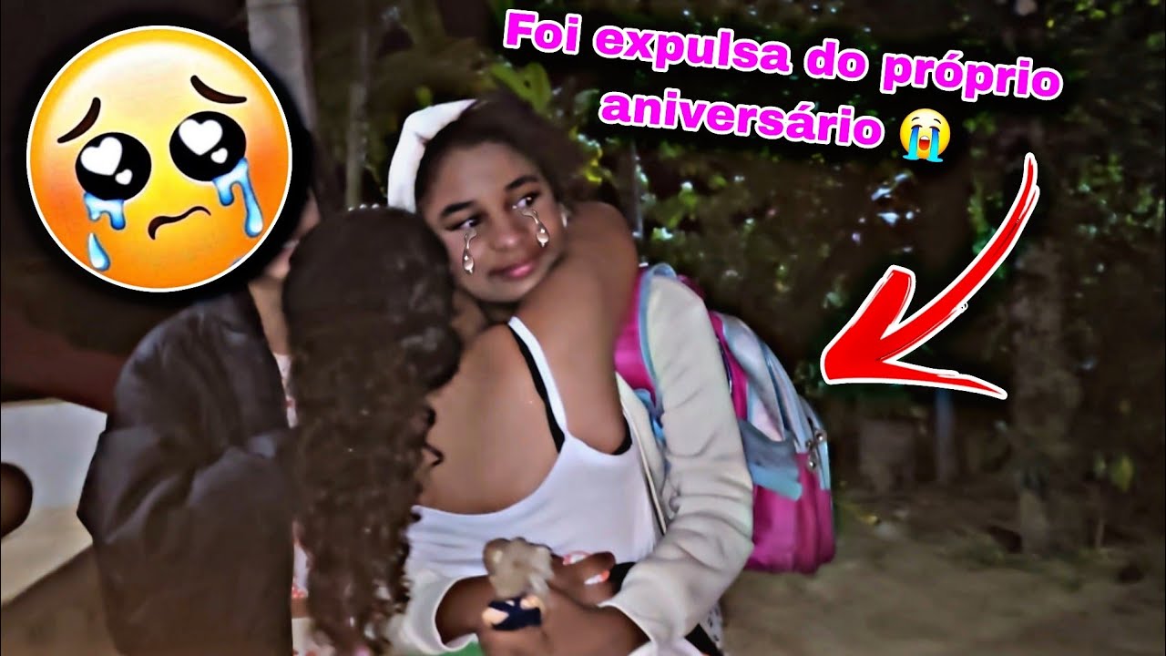 ERA PRA SER UM ANIVERSÁRIO DE FESTA DP PIJAMA MAS ELA FOI EXPULSA DO PRÓPRIO ANIVERSÁRIO DE 13 ANOS😱