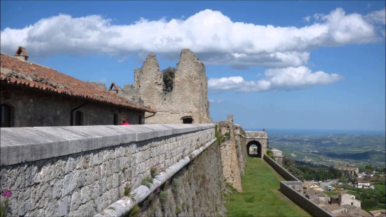 Civitella del Tronto,  the last Bourbon bastion before the Unity of Italy (manortiz)