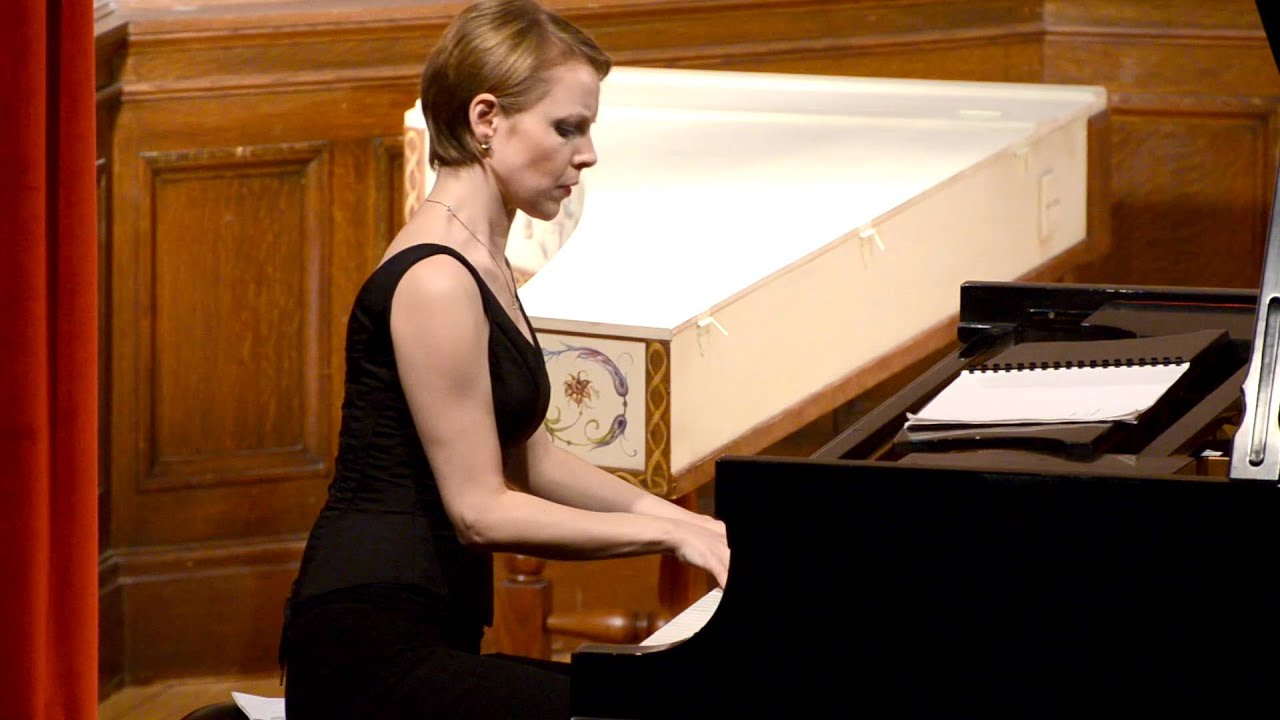 M. Clementi: Sonata in g minor, Op. 7, No. 3; Magdalena Baczewska, piano