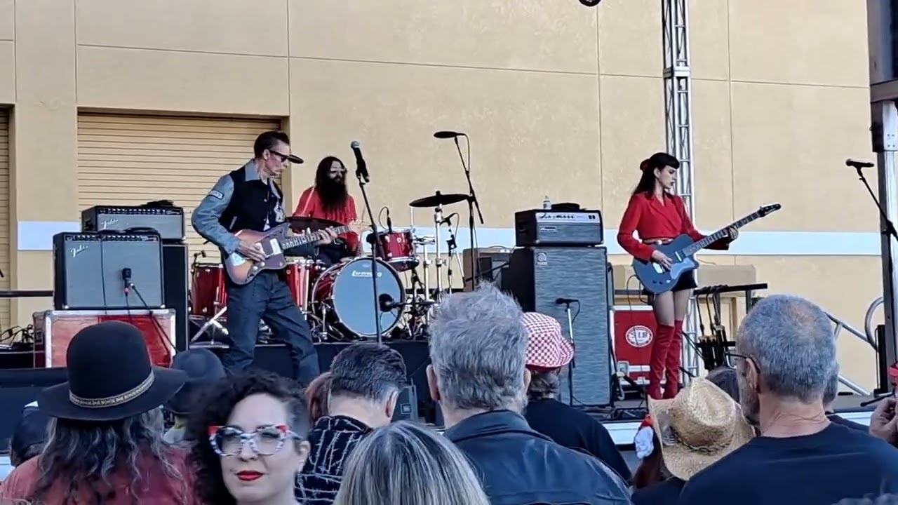 'Pink Panther theme' - Messer Chups @rockabillaque8280 2024