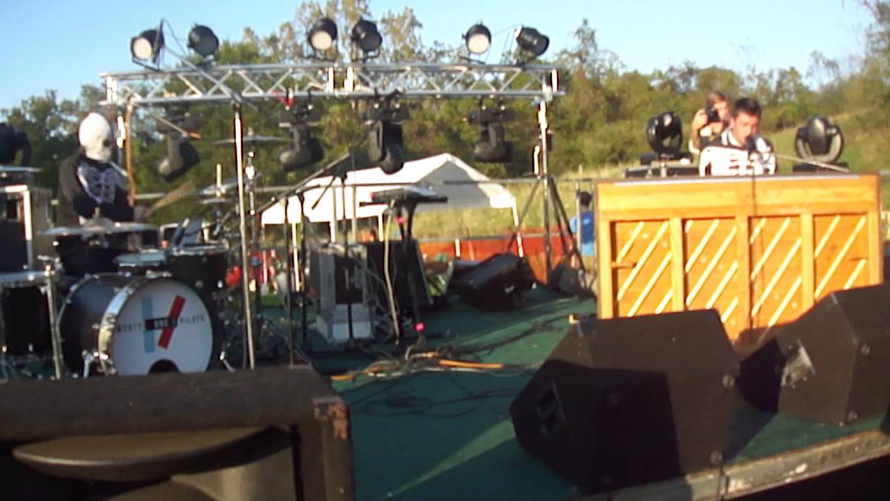 Twenty One Pilots - Ode to Sleep - Groove Street Fest 2011 - 9.24.2011