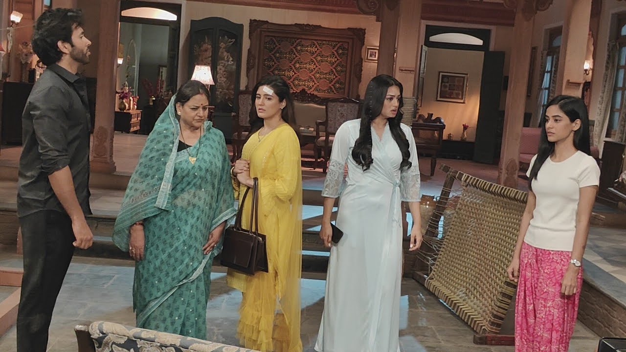 RamBhavan Serial On Location Set | Mishkat Verma Gets Angry On Samiksha Jaiswal Supports Kushbhu