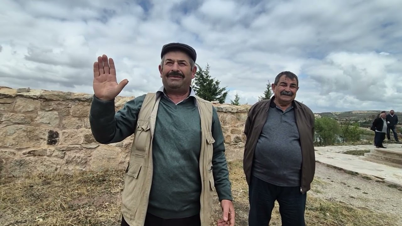 Tapduk Emre Ocağı (Dergahı) Dedeleri Anlatıyor, 7 Eylül 2025, Afyon, Döğer, Emre Köyü - Türbesi