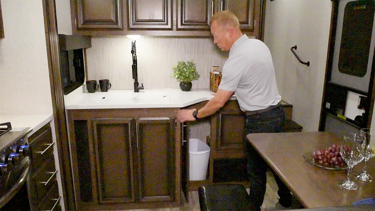 2021 KZ RV Durango D326RLT Full-Profile Luxury Fifth Wheel Interior
