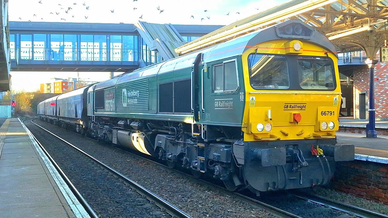 Christmas Eve Freight At Altrincham With 66791 Having a Stop off.