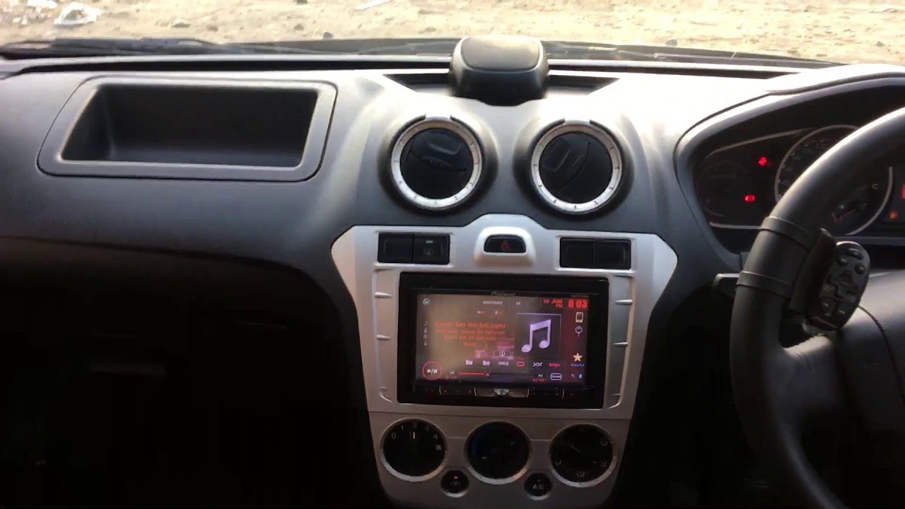 Pioneer avh 8590bt with audison mid rang 3.0