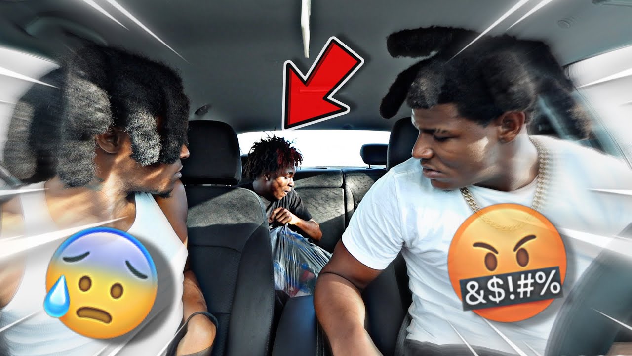 RAN OUT OF WALMART WITHOUT PAYING PRANK ON MY BIG BROTHERS *HILARIOUS*