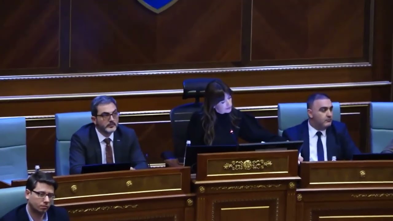 Tv Klan - 90 vota pro rezolutës në mbrojtje të 4 ish-udhëheqësve të UÇK-së në Kosovë