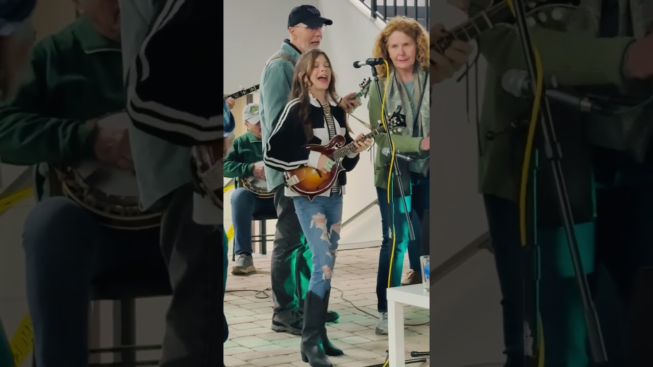 Can She Sing Some FLorida Bluegrass? 🤩