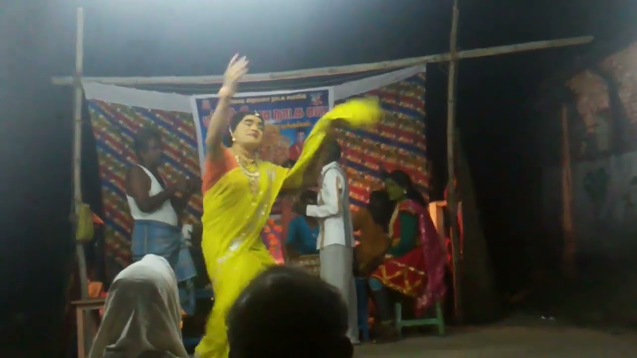 முருகேசன் ஐயாவின் பெண் வேட நடனம்
