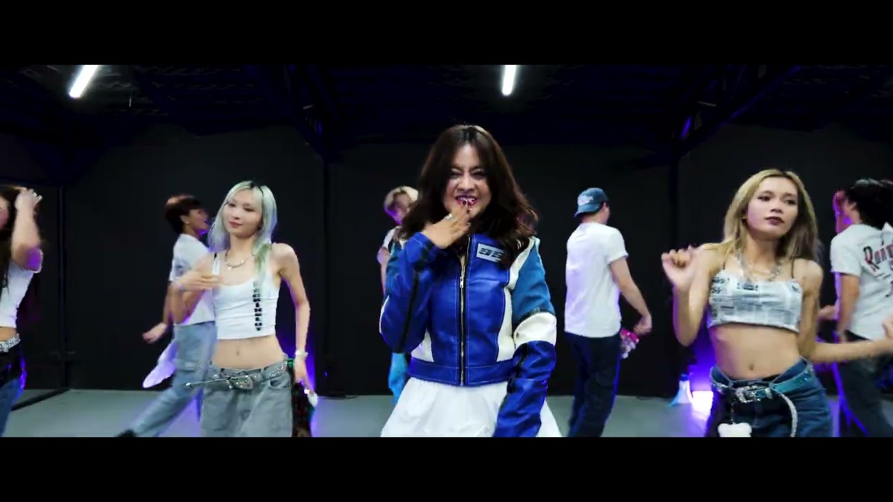[Dance Version] ចង់ស្រែកខ្លាំងៗ | Jong Srek Klang Klang | ASK Ft. Arrow Plas |  #aoksokunkanha