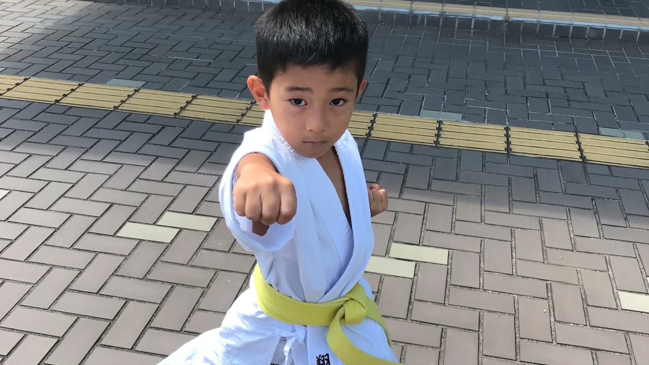 空手ー白帯から紫帯