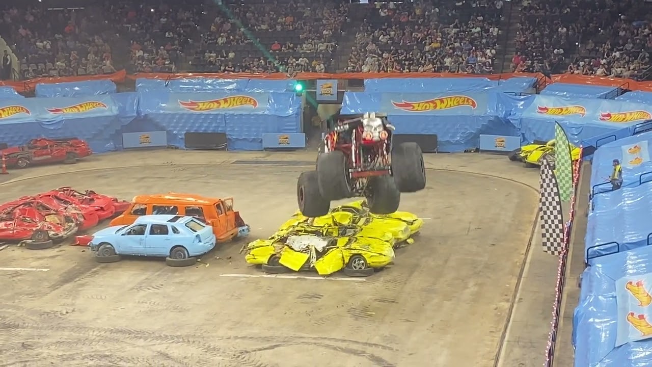 Bone Shaker Freestyle | San Antonio 8/28/22 - Hot Wheels Monster Trucks Live