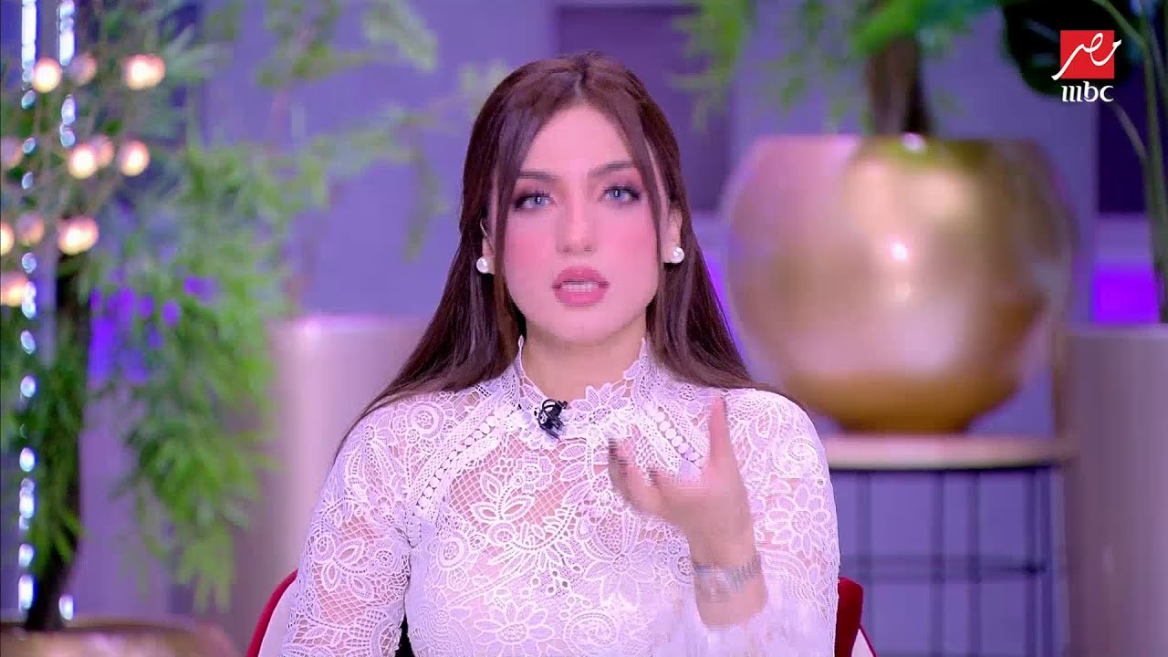 ياسمين عز عن مطالبة أحد الفنانين بتعميم 