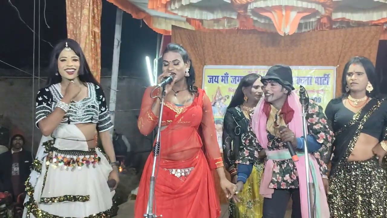 मैं मुगली गाने पर शिवानी का स्टेज नौटंकी नाच प्रोग्राम ✨ Nautanki पुराने गाने पर नया डांस मैं मुगली 