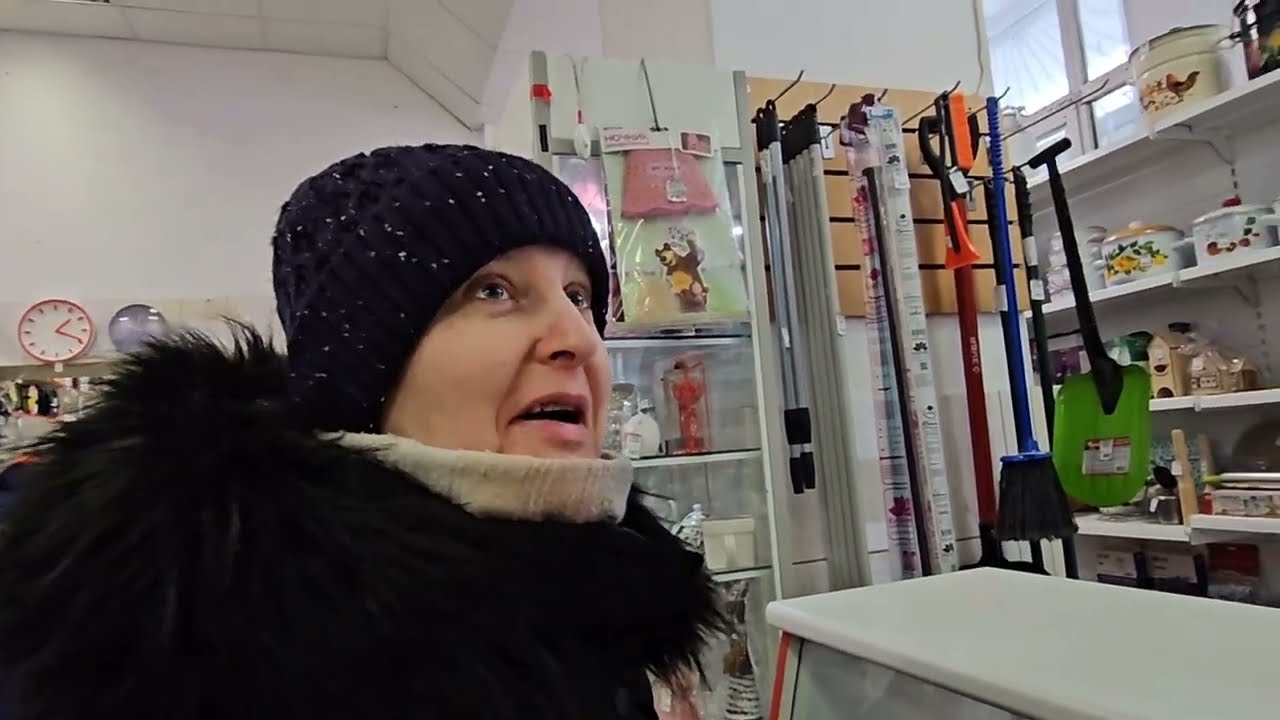 Иду к маме. На каждый горшочек найдется крышечка. Идем в магазин стройтоваров. Болтаем с сестрой.