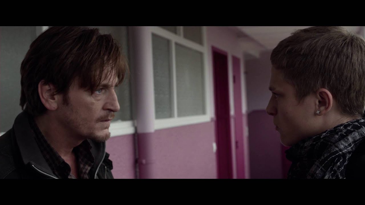 A TESTA ALTA - clip 6 - dal 19 Novembre al cinema