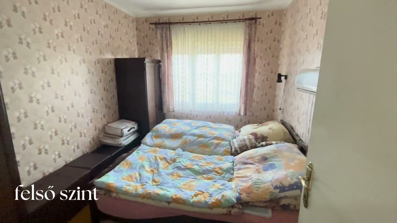 Csopakon panorámás szőlőbirtok, 2 épülettel