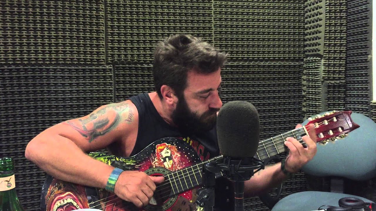 Piti Fernandez ( Las Pastillas del Abuelo) 