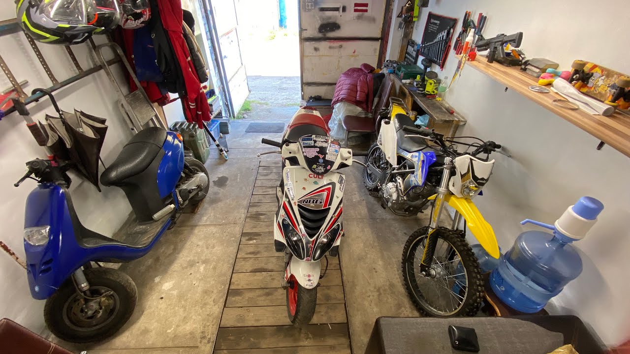 Piaggio NRG ir atpakaļ | Atpakaļ uz stock