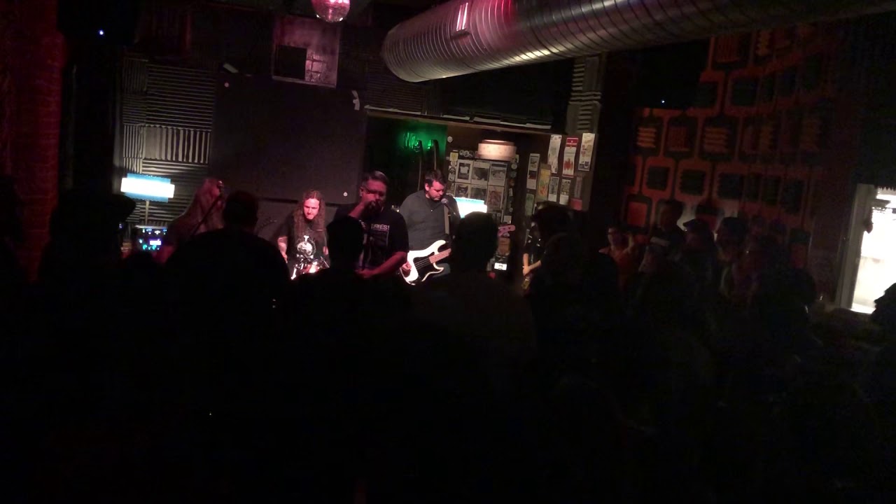 88 Fingers Louie - Meds (live) @ Surfside 7