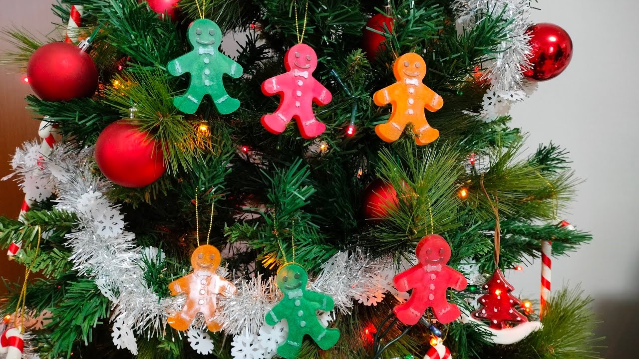 DIY: epoxy resin gingerbread man - Christmas tree decorations with mica colors