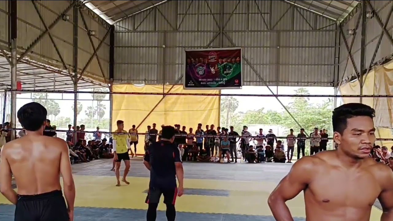ហ៊ានម្លេះ រាជ បងទូច តអោយ ម៉ាប់ឆ្វេង 3&4 Volleyball player