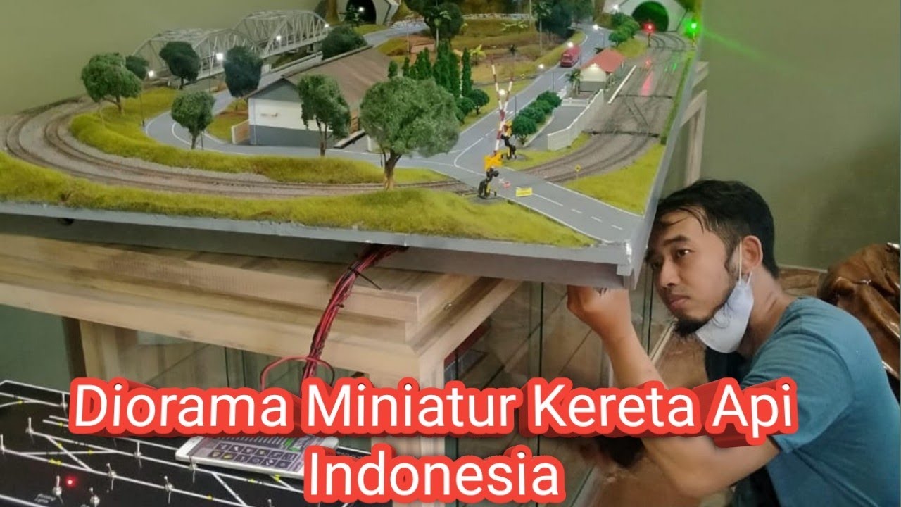 Pembuatan Diorama Miniatur Kereta Api Indonesia