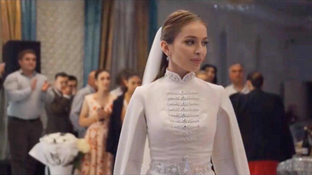 Gelin ve abisinden  hüzünlü çerkes dansı