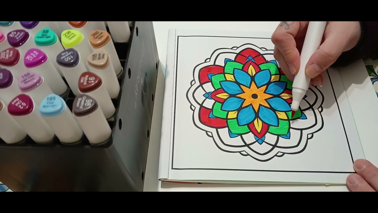 ASMR coloring Mandala relax 💕 iscriviti al canale grazie 😘 color with me 