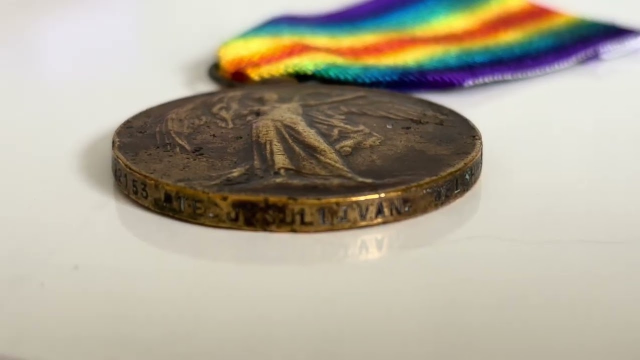 INVESTING MEDALS MILITARY HISTORY WW1 RETIRED HOBBY SULLIVAN FAMILY HISTORY WELSH REGIMENT WORLD WAR