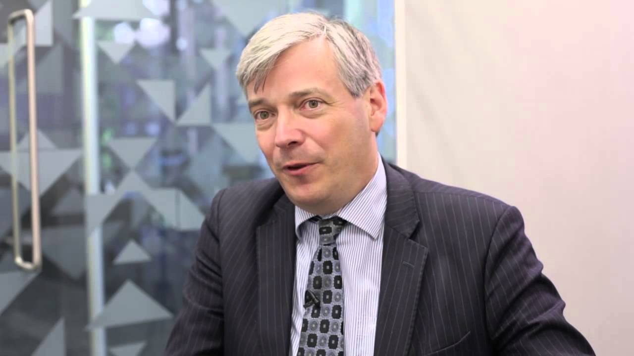 The Relationship between Gold and Interest Rates