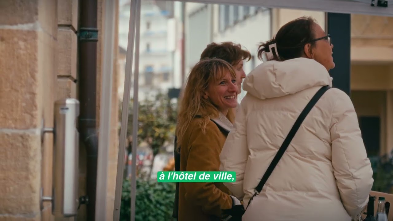 Inauguration du guichet central de l'Hôtel de Ville