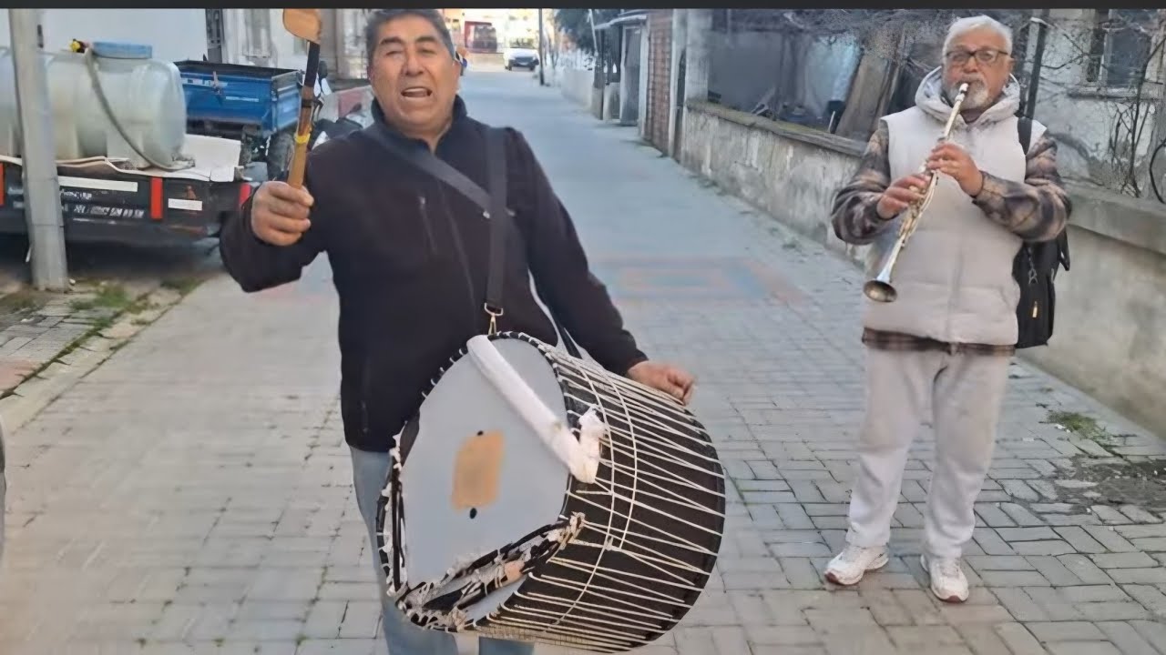 Şarköy de Ramazan Davulcusu Cemal Kızıl 