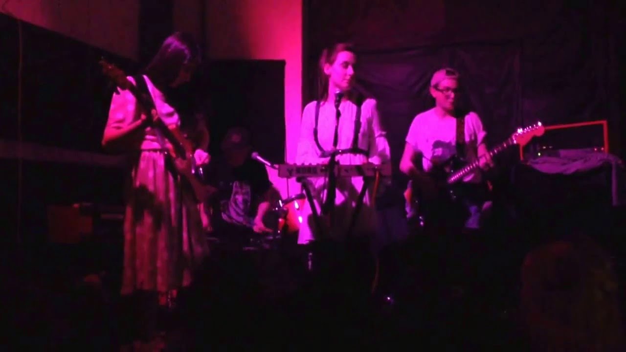 Bong rips - королева секонд хэнда (live @ клише, spb, 8.3.2016)