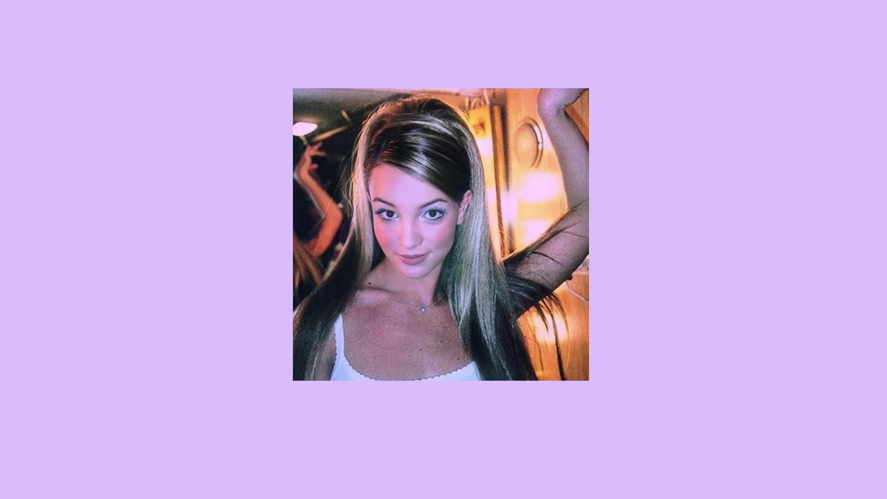 a 2000s baddie playlist to help boost your confidence ~ y2k | it girl