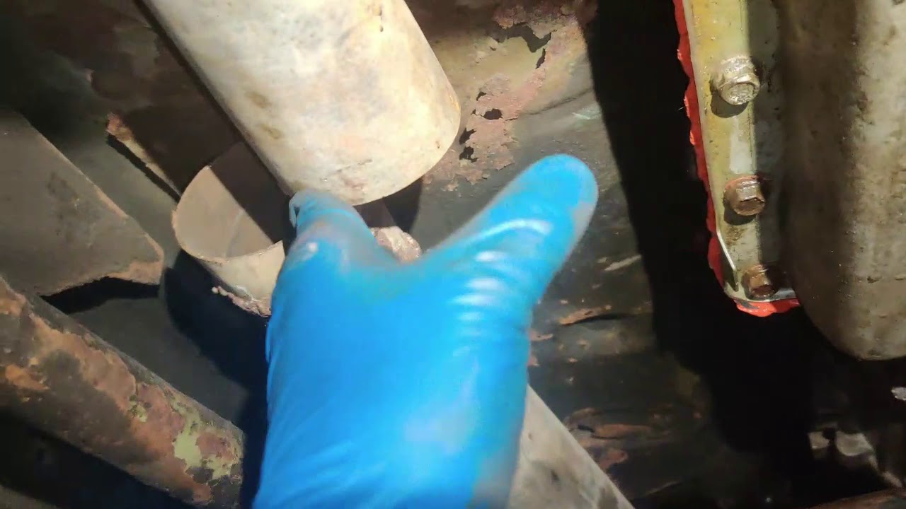 REPARACION DE MOFLE O ESCAPE DE AUTO.