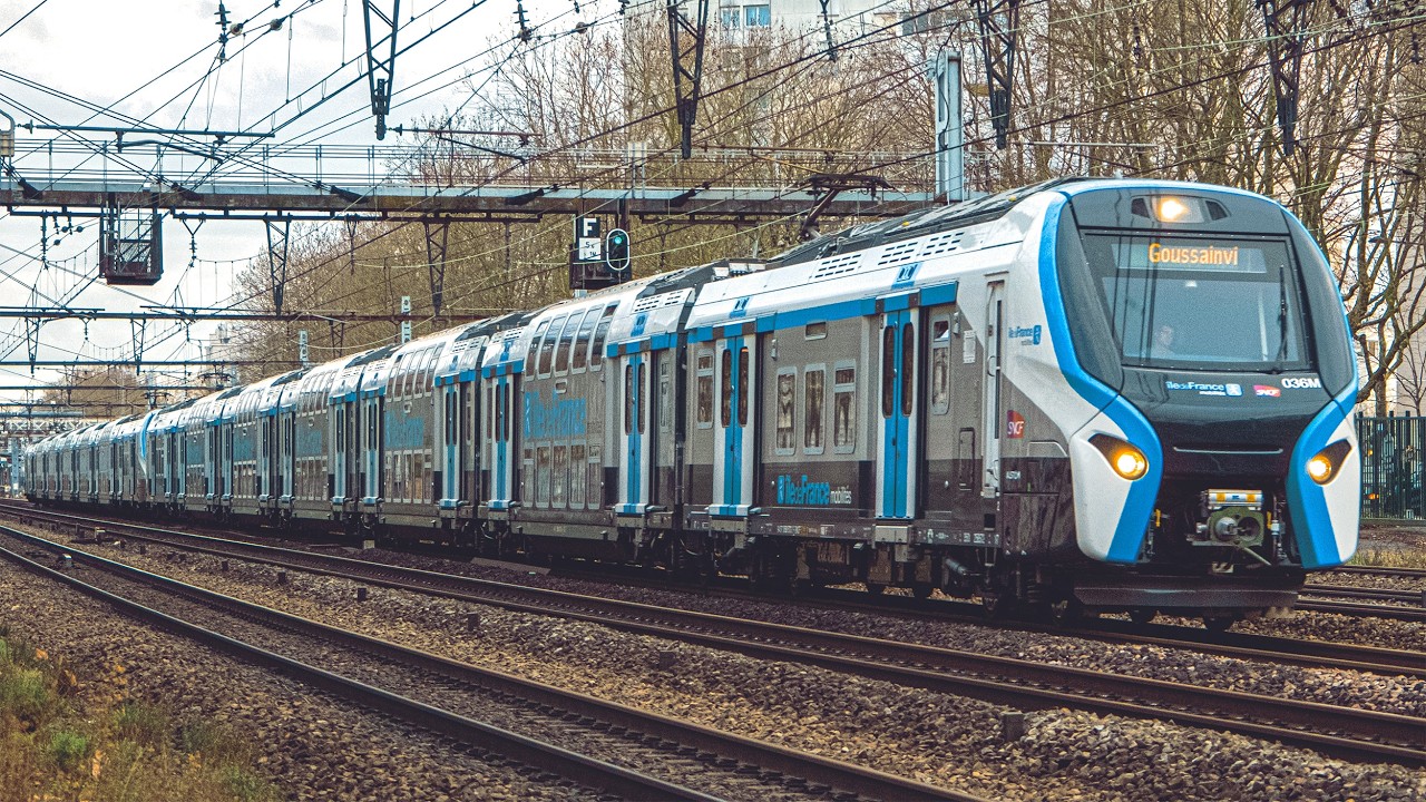 4K TRAINS SNCF COMPILATION AMBIANCE - TGV, OUIGO, TER, RER D - MAISONS-ALFORT