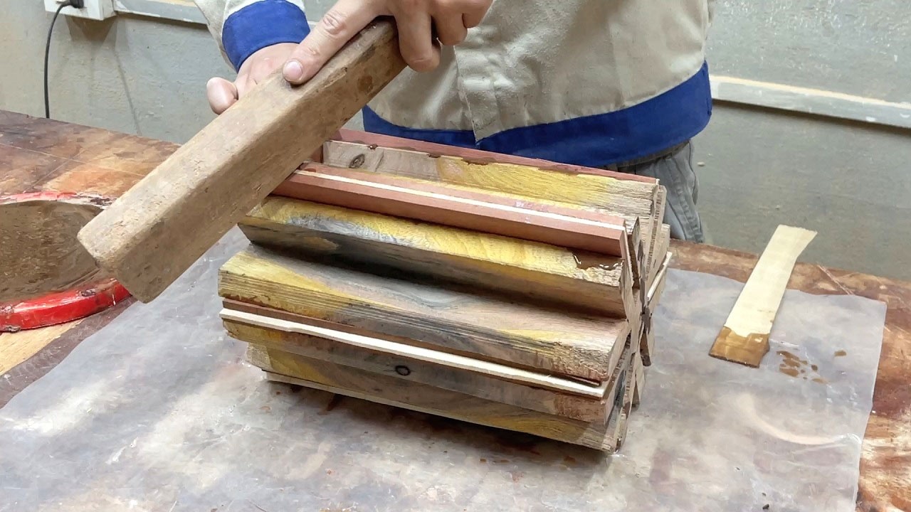 Extremely Bold And Beautiful Design On A Lathe // Stunningly Beautiful Turned Wood Product