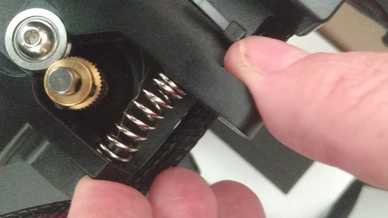 Elegoo Neptune 2: problem to insert filament