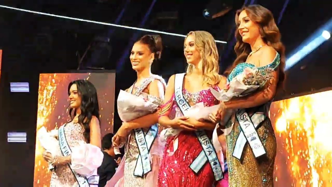Abby Riqueros la nueva reina de Guayaquil 2025 