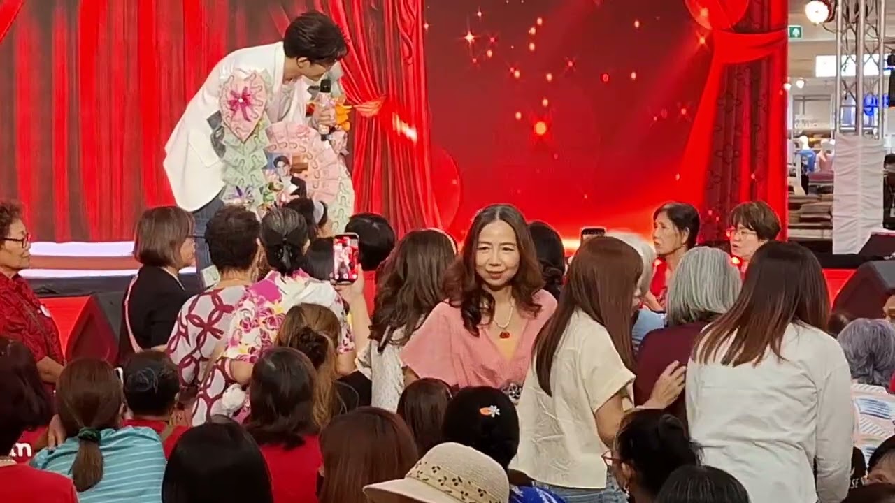 รวมคลิปพูดคุยสุดน่ารัก😍ไรอัล กาจบัณฑิต | งานไทยเทสต์เฟสติวัล@ศูนย์การค้าพาราไดซ์พาร์ค - 20.04.2568