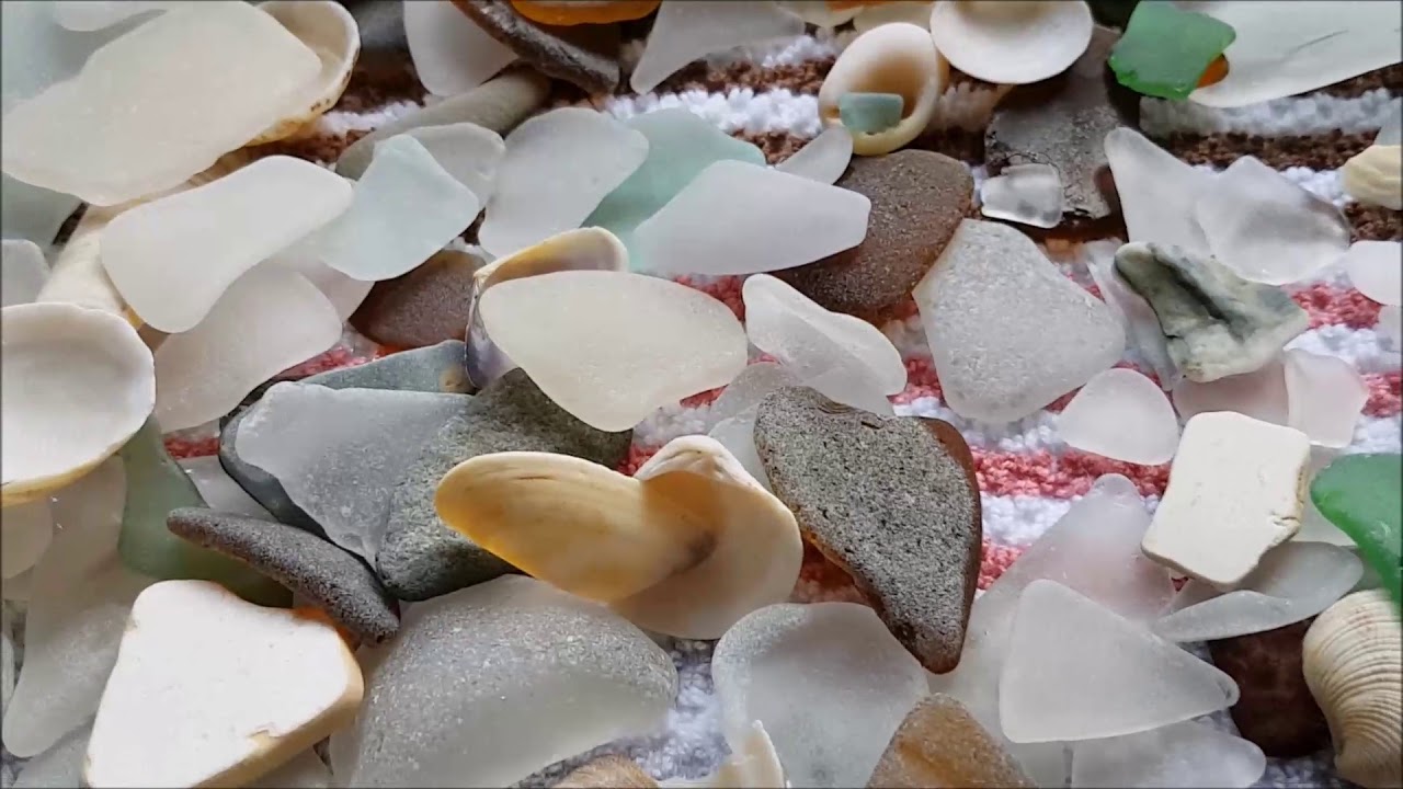 A Successful Sea Glass Hunt ..... Look at what i found  :-)