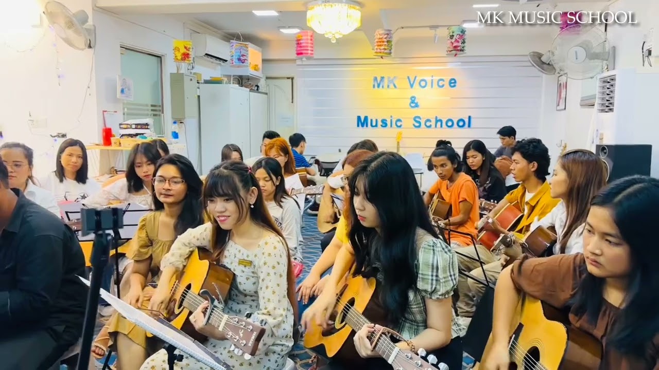 (ကိုဘီအေ) Guitar Class မှ ကျောင်းသူကျောင်းသားများ အပျော်လေးစုတီးဖြစ်ကြတဲ့သီချင်းလေးပါ