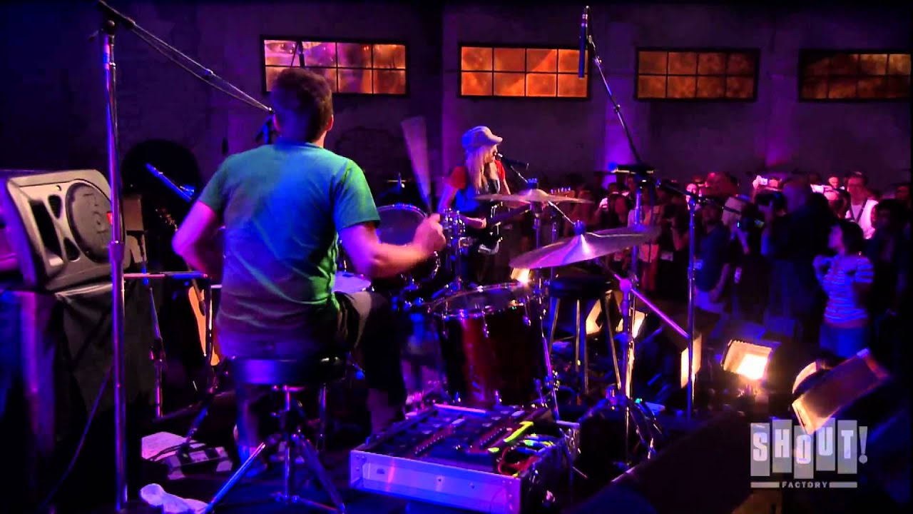 The Ting Tings - Great DJ (Live at SXSW)